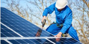 Installation Maintenance Panneaux Solaires Photovoltaïques à Brenon